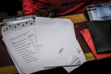 Novartis: Ποια θα είναι τα 21 μέλη της Προανακριτικής της Βουλής