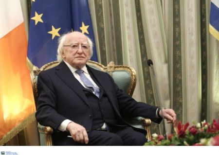 Τσίπρας-Χίγκινς: Να συνεργαστούμε για ένα κοινό μέλλον