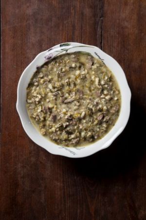 H αυθεντική ρουμελιώτικη μαγειρίτσα