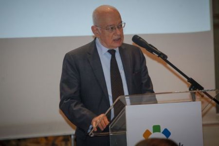 Το SMS παραίτησης Παπαδημητρίου και η απάντηση του Πρωθυπουργού