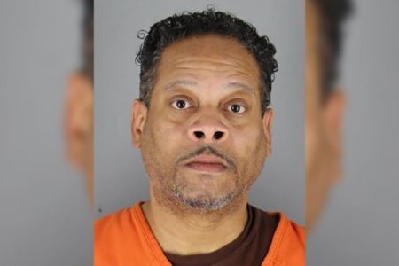 Πατέρας βασάνιζε και βίαζε τις δίδυμες κόρες του στις ΗΠΑ