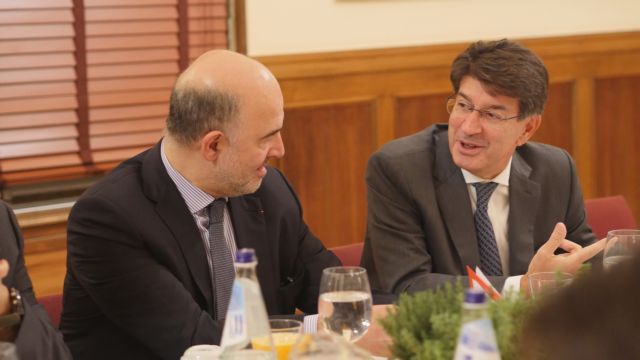 Φορο-ανάσα για τη βιομηχανία ζητεί ο ΣΕΒ από την ΕΕ