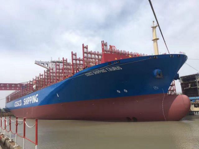 Στον Πειραιά το China Cosco Taurus, το μεγαλύτερο πλοίο που έχει υποδεχθεί ποτέ το λιμάνι