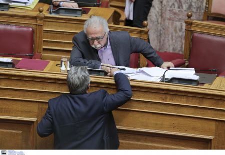 Το Ιερό Ίδρυμα Ευαγγελιστρίας Τήνου επιστρέφει σε ΝΠΔΔ