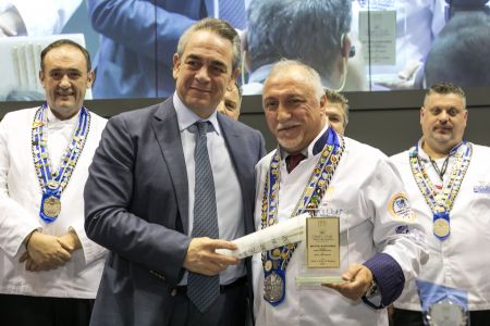 Ο Μίλτος Καρούμπας παγκόσμιος πρεσβευτής της ελληνικής γαστρονομίας