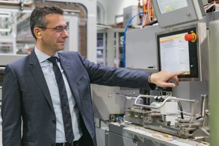 Παπαστράτος: Ξεκίνησε η παραγωγή IQOS στηνΕλλάδα