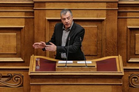 Στ. Θεοδωράκης: Ναι στη χρήση της κάνναβης για ιατρικούς σκοπούς