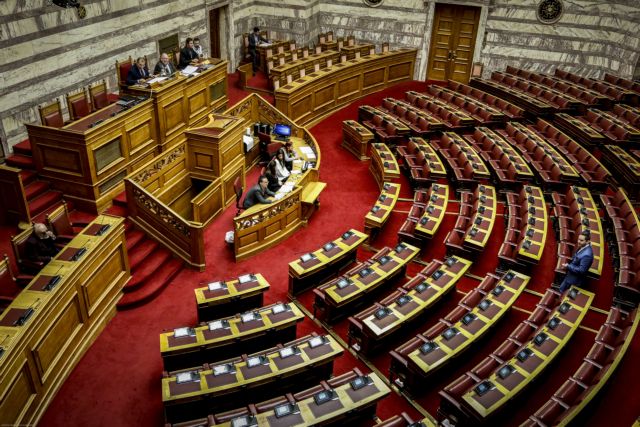 «Πόλεμος» Βούτση – ΝΔ για την επιλογή Κουτεντάκη στο Γραφείο Προϋπολογισμού