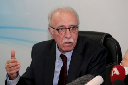 Επίσκεψη Δ. Βίτσα για το προσφυγικό στη Λέσβο σήμερα Πέμπτη