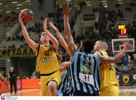 Α1 μπάσκετ: Γιορτή στο ΟΑΚΑ για το Κύπελλο και νίκη της ΑΕΚ επί του Κολοσσού