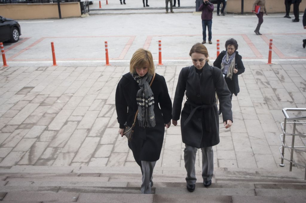 Δεύτερο επισκεπτήριο από τους γονείς των δύο στρατιωτικών