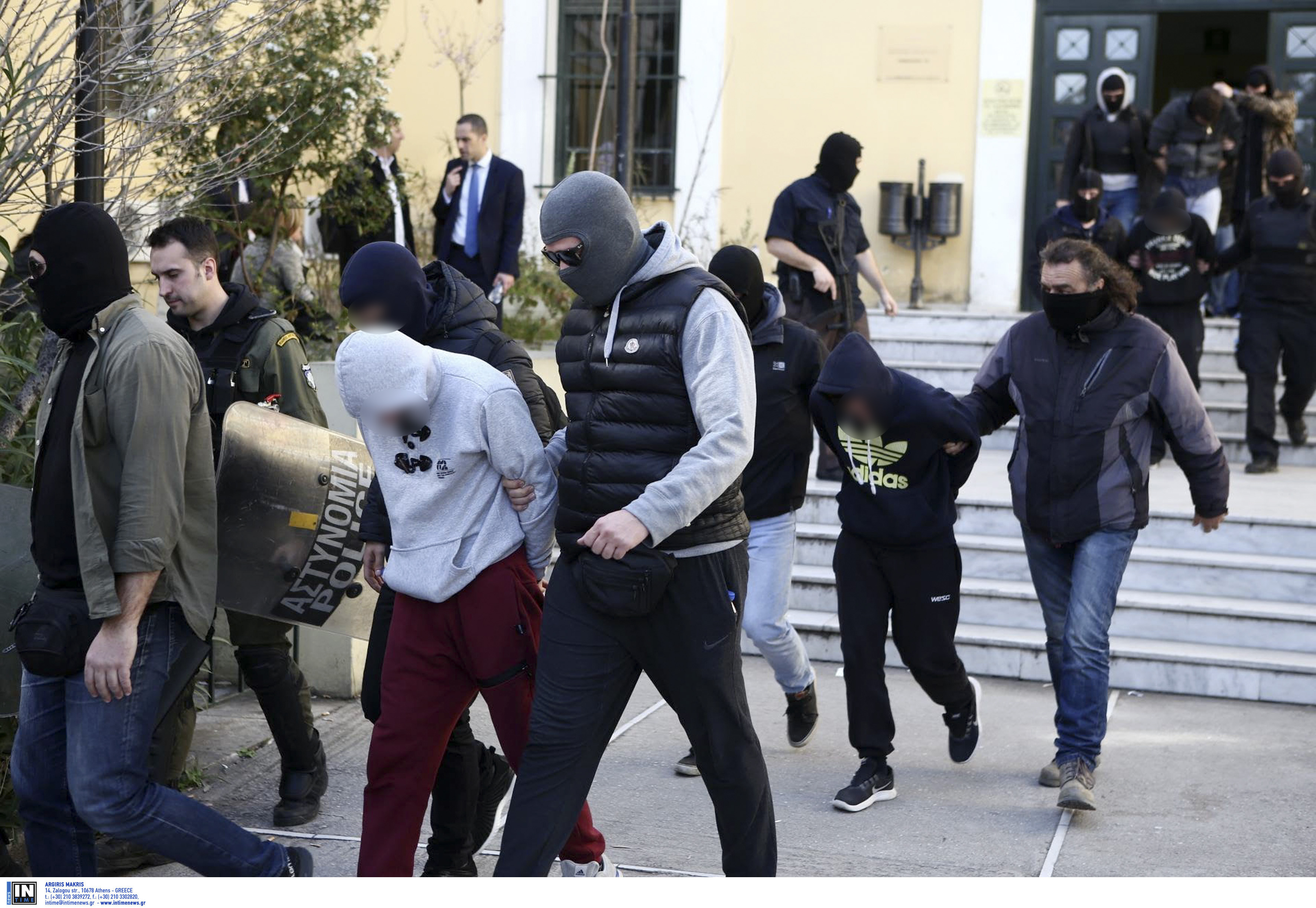 Η άγνωστη δράση των ακροδεξιών