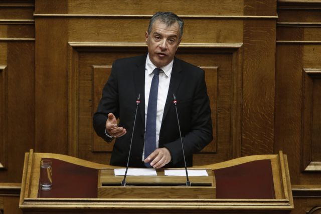 Θεοδωράκης: Να παλέψουμε για δικαιότερη κατανομή πλούτου και ευκαιριών