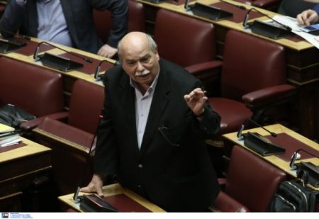 Βούτσης κατά Χρυσής Αυγής: Σπέρνετε το μίσος