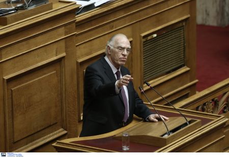 Λεβέντης: Να μην συμφωνήσει η κυβέρνηση στη χορήγηση του όρου «Μακεδονία»
