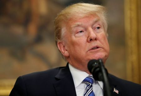 Την επιβολή δασμών σε χάλυβα και αλουμίνιο υπέγραψε ο Τραμπ