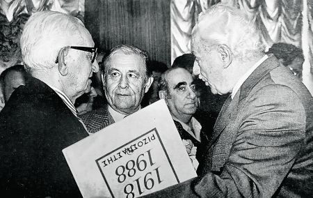 Ο Λάζαρης, ο Ανδρουλάκης, η σφυρίδα και ο Συνασπισμός