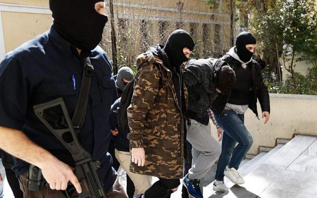 Ελεύθεροι μετά την απολογία τους οι 4 από τους 11 συλληφθέντες της Compat 18