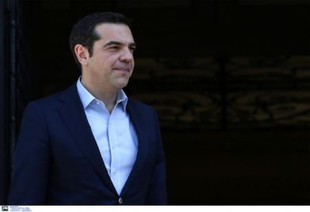 Τσίπρας από Σύρο: €80 εκατ. το όφελος από την ηλεκτρική διασύνδεση Κυκλάδων με ηπειρωτική Ελλάδα