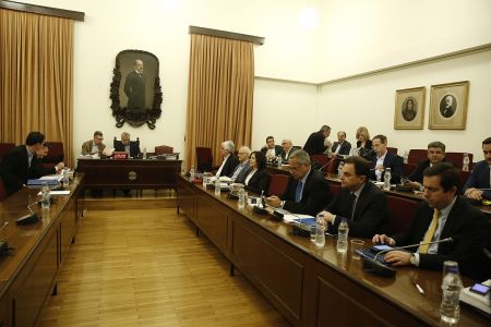 Η ΔΗΣΥ προανήγγειλε την αποχώρησή της από την Προανακριτική για την Novartis