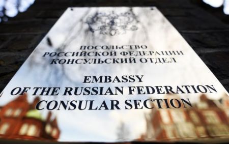 Η Μόσχα “δείχνει” το Λονδίνο για το νευροτοξικό αέριο