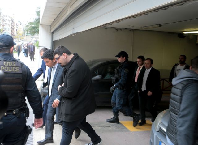 ΣτΕ: Με αυστηρούς περιοριστικούς όρους ελεύθερος ο ένας εκ των 8 τούρκων αξιωματικών | tovima.gr