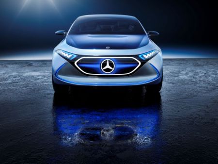 Αναδιοργάνωση με το βλέμμα στο μέλλον