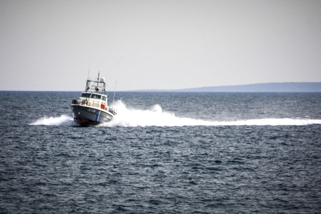 Λέμβος με μετανάστες και πρόσφυγες αναζητείται δυτικά της Πύλου