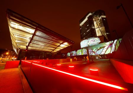 Αμετάβλητα τα επιτόκια στις καταθέσεις – Μείωση στα δάνεια