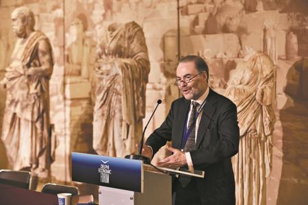 «Θα συνεχίσει να υπάρχει ως γεωπολιτική οντότητα η Δύση;»