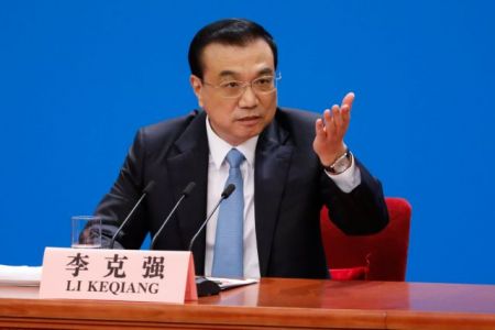 Λι Κετσιάνγκ: Δεν υπάρχει νικητής σε πιθανό εμπορικό πόλεμο Κίνας-ΗΠΑ