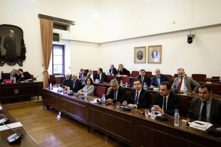 Προανακριτική: Κατέθεσε ο ΣΥΡΙΖΑ το πόρισμα – «γνώμη» των μελών του