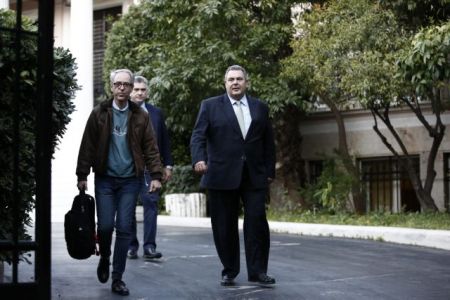 Δεν θα ταξιδέψει στις ΗΠΑ ο Καμμένος