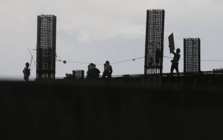 Ινδονησία: Με μαστίγωμα απειλούνται τέσσερις για ομοφυλοφιλία