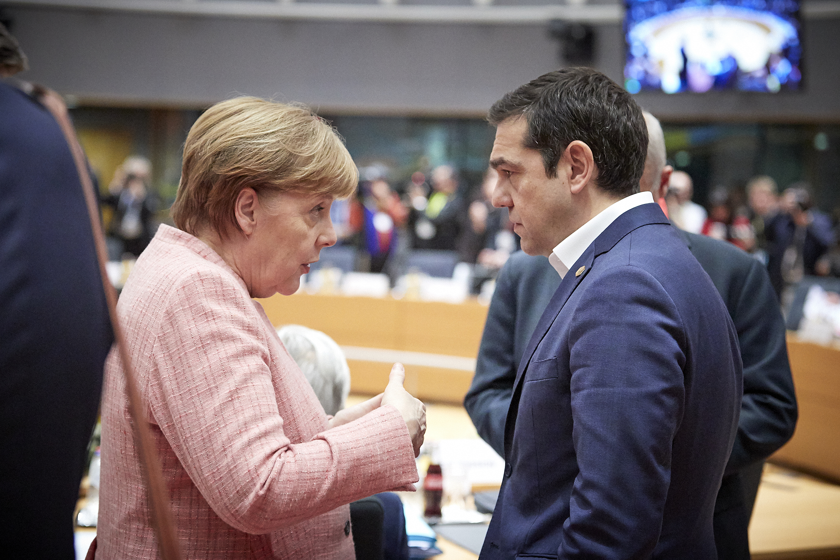 Το ηχηρό μήνυμα της ΕΕ προς την Τουρκία φέρνει ικανοποίηση στην Αθήνα – Ανοικτοί οι δίαυλοι επικοινωνίας Ελλάδας-Ρωσίας