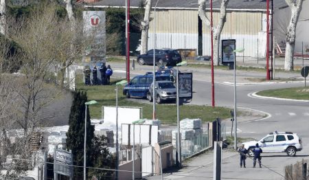 Τρομοκρατική ενέργεια στη Γαλλία: Νεκρός ο δράστης του σούπερ μάρκετ – 3 τα θύματα