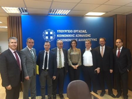 Αχτσιόγλου: Συνάντηση με αντιπροσωπία των Δικηγορικών Συλλόγων