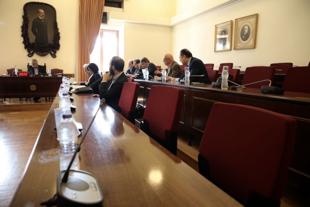 ΠαΣοΚ: Φιάσκο της κυβέρνησης η προανακριτική Novartis