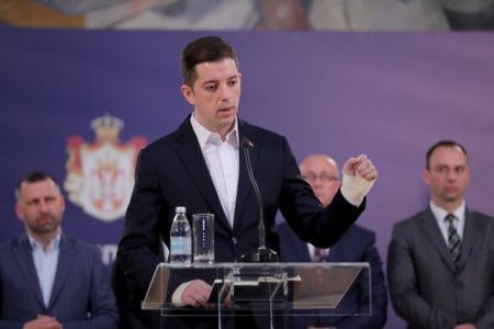 Οι Σέρβοι αποχωρούν από την κυβέρνηση του Κοσόβου