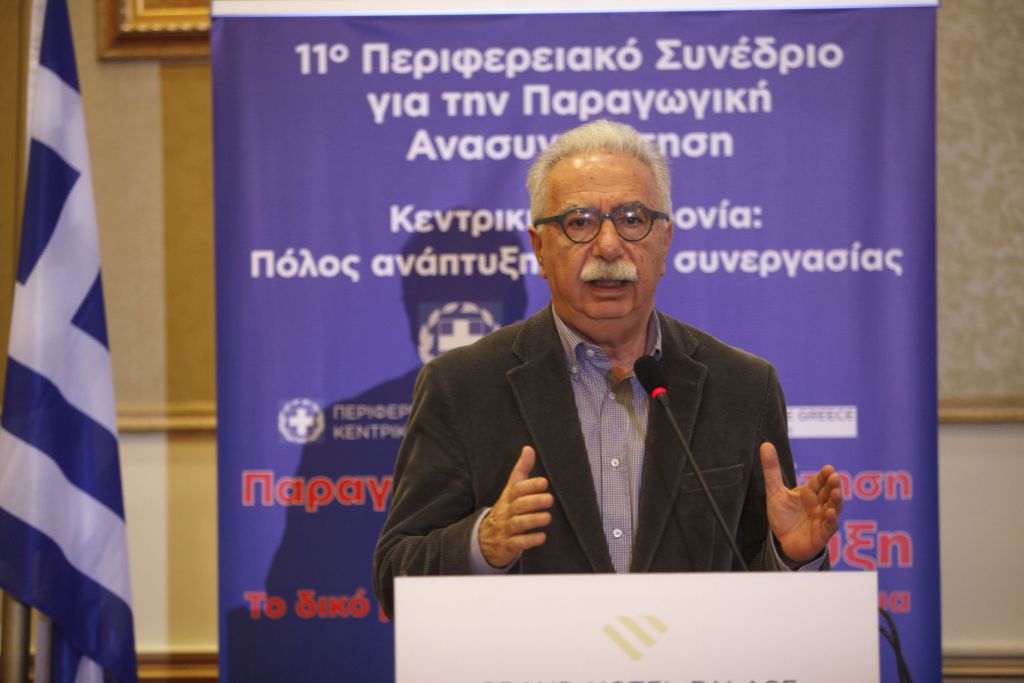 Γαβρόγλου: Πρώτης προτεραιότητας η μονιμοποίηση των αναπληρωτών