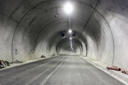 Κόρινθος-Πάτρα: Κυκλοφοριακές ρυθμίσεις στις σήραγγες της Παναγοπούλας