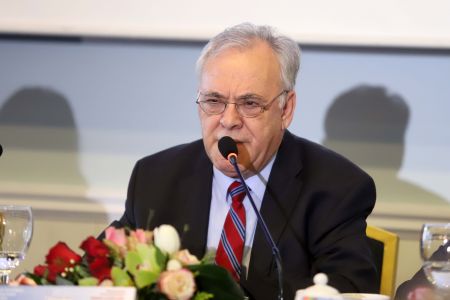 Δραγασάκης-Μεσοπρόθεσμο: €3 δισ. σε στοχευμένες φοροελαφρύνσεις