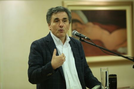 Tsakalotos in Berlin for talks with German Finance Minister Olaf Schulz