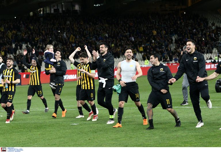 Η ΑΕΚ νίκησε 3-0 τον Παναθηναϊκό και αγγίζει τον τίτλο | tovima.gr