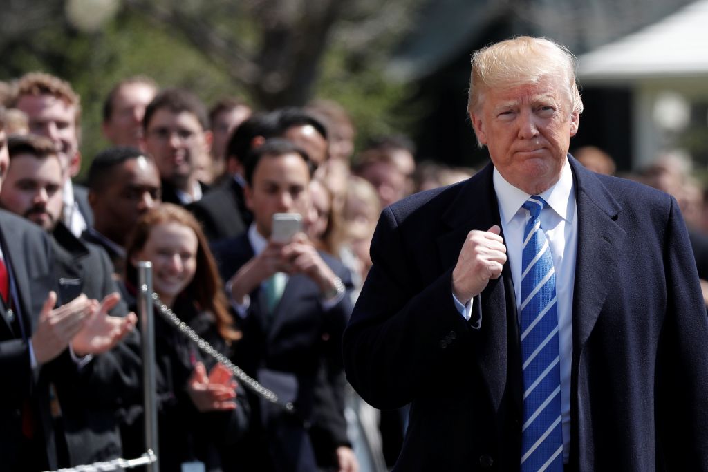 Τραμπ: Νέα επίθεση κατά Amazon και Washington Post