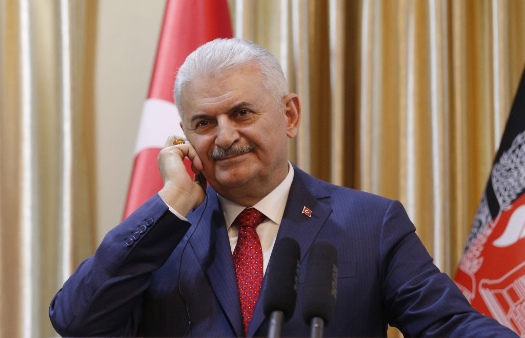 Yildirim says Turkish Coast Guard removes Greek flag from islet