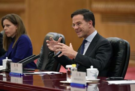 Ολλανδία: Δεν εξετάζεται το ενδεχόμενο στρατιωτικής δράσης στη Ρωσία