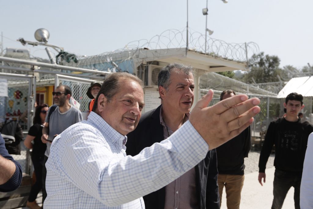 Θεοδωράκης: Διπλωματική λύση για να επέλθει η ειρήνη