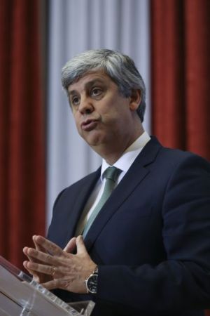 Κλειδώνουν στο «Χίλτον» οι μειώσεις των συντάξεων