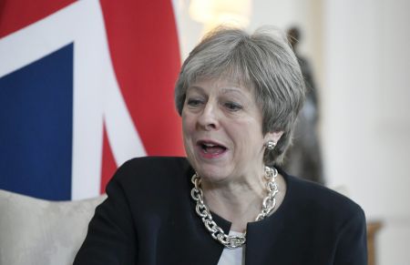 Η Bουλή των Λόρδων καταψήφισε την αποχώρηση από τις ευρωπαϊκές υπηρεσίες